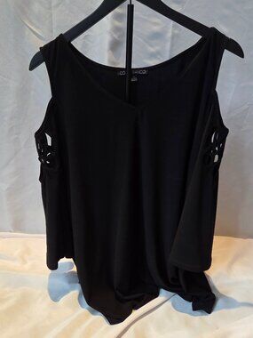 Coco Bianco Black Cold-Shoulder Top with Lattice Cutout Sleeves — Size XL